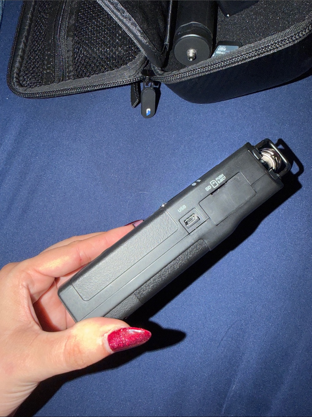 TASCAM DR-40XP Portable Handheld Field Recorder - Picture 5 of 6